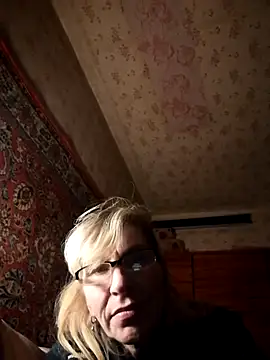 Snapshot of Georgette466 chatting on November 24, 5:23 pm Georgette466 online show from November 24, 5:23 pm