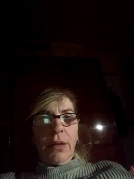 Snapshot of Georgette466 chatting on December 16, 6:02 pm Georgette466 online show from December 16, 6:02 pm