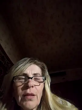 Snapshot of Georgette466 chatting on December 21, 4:58 pm Georgette466 online show from December 21, 4:58 pm