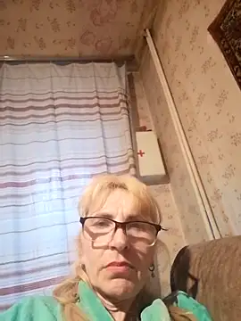 Georgette466 online show from April 3, 4:05 pm