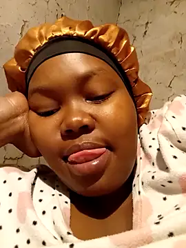 3bigcuteness online show from November 17, 12:16 am