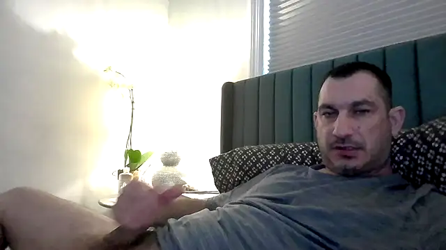 ckraiders84 online show from February 15, 6:04 pm