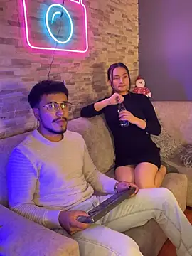 Noa N Luxy online show from December 5, 3:48 am