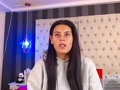 Camile Petite online show from November 1, 7:27 pm