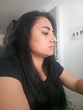 solandrea online show from October 28, 4:31 pm