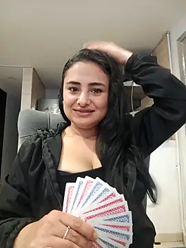 solandrea online show from November 3, 9:48 pm