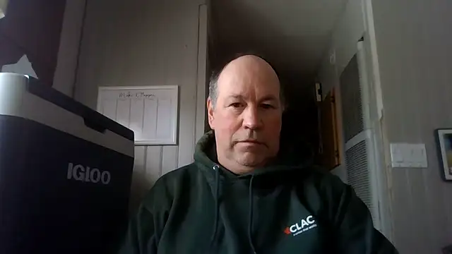 Snapshot of Jay4Seniors chatting on February 4, 7:09 pm Jay4Seniors online show from February 4, 7:09 pm