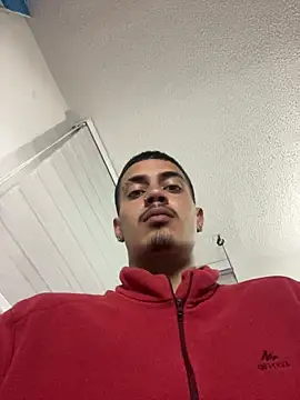 Snapshot of kai_storm420 chatting on November 3, 1:08 am kai storm420 online show from November 3, 1:08 am