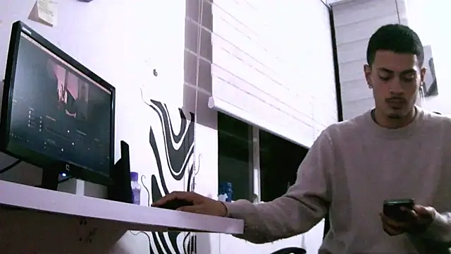 Snapshot of kai_storm420 chatting on November 6, 5:19 am kai storm420 online show from November 6, 5:19 am