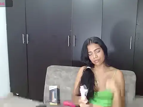 NandyKiss online show from November 12, 7:13 pm