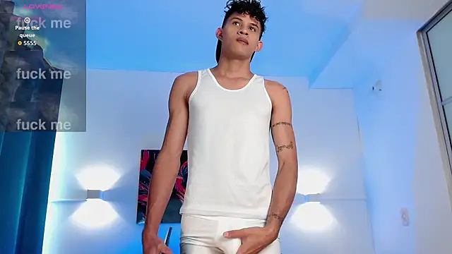 KamiSuarez online show from February 17, 6:36 pm