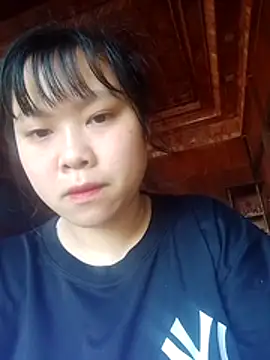 Snapshot of Ciin_hello chatting on October 28, 3:43 am Ciin hello online show from October 28, 3:43 am