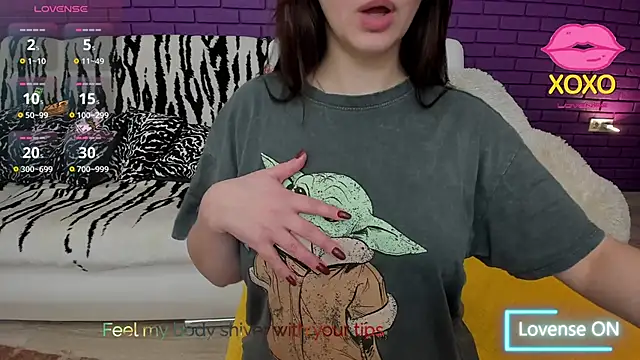 GlowMimi online show from March 14, 4:56 pm