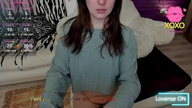 GlowMimi online show from April 28, 5:40 pm