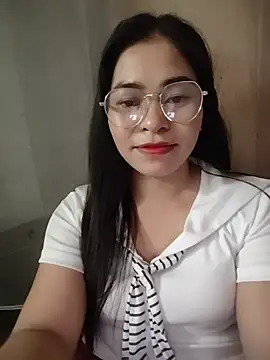 Bamboo-niee123 online show from May 20, 4:51 am