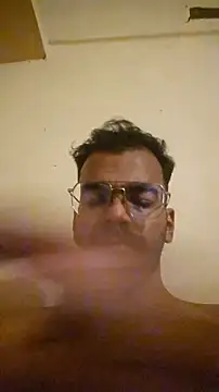 Snapshot of nithinrr chatting on October 31, 6:31 pm nithinrr online show from October 31, 6:31 pm