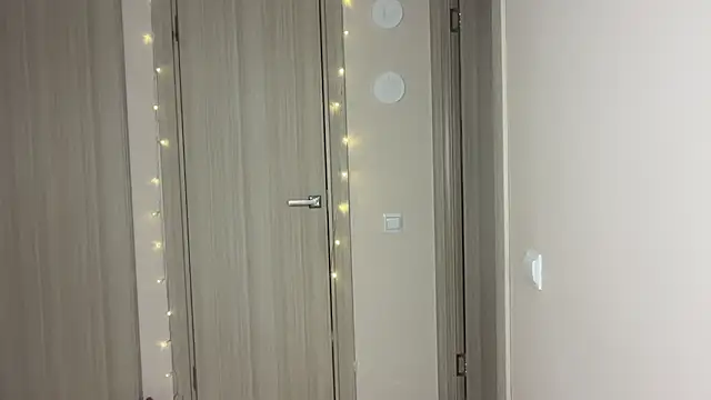 Snapshot of Lisa_Graham chatting on November 18, 5:23 am Lisa Graham online show from November 18, 5:23 am