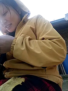 yoyo-mi online show from January 18, 3:21 am