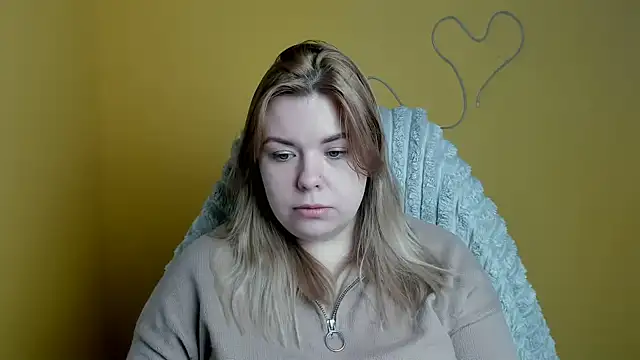 Snapshot of SusannaNight chatting on December 15, 6:28 am SusannaNight online show from December 15, 6:28 am