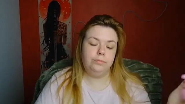 Snapshot of SusannaNight chatting on May 21, 5:14 am SusannaNight online show from May 21, 5:14 am