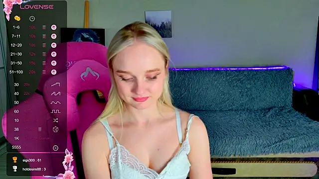 Shawty Mia online show from April 8, 5:02 pm