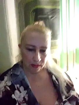 Esenia505 online show from December 1, 4:17 am