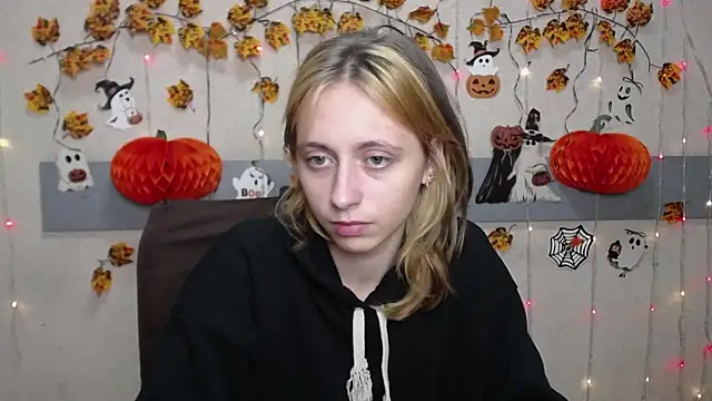 TracyLll online show from November 3, 12:06 pm