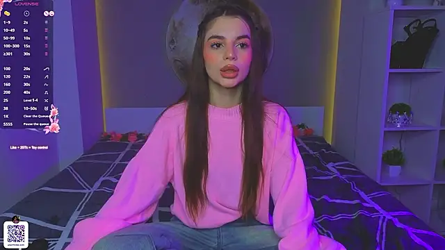 Snapshot of LauraHansil chatting on March 3, 7:09 pm LauraHansil online show from March 3, 7:09 pm