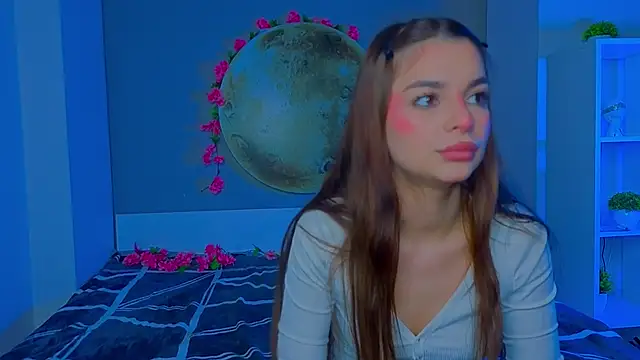 LauraHansil online show from March 12, 6:58 pm