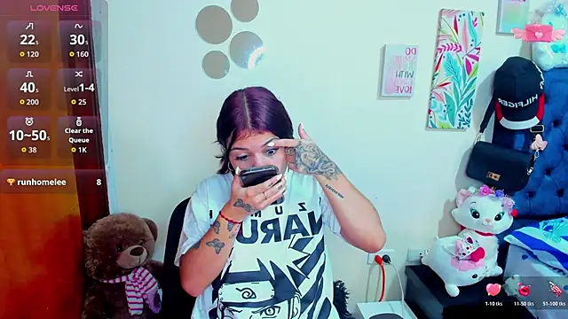 Emma boo online show from November 13, 3:55 pm