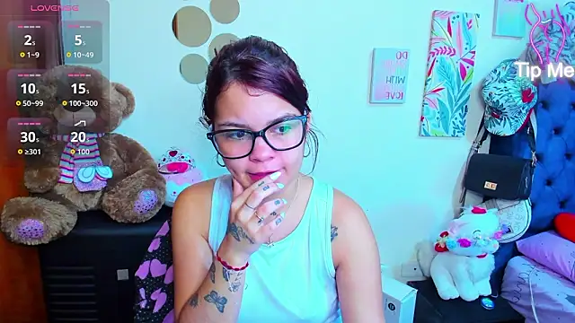 Emma boo online show from January 17, 4:22 pm