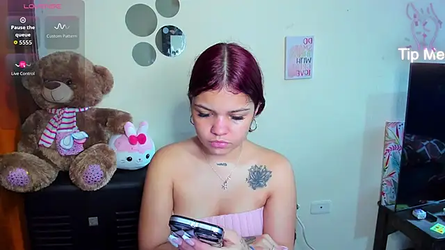 Emma boo online show from February 23, 2:25 pm