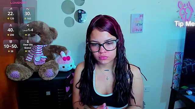 Emma boo online show from March 4, 1:50 pm