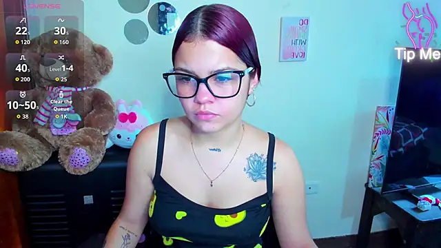 Emma boo online show from March 23, 2:54 pm