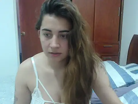 Snapshot of tonny_and_talia chatting on October 30, 7:47 pm tonny and talia online show from October 30, 7:47 pm