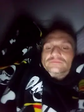 Snapshot of Caliguy36 chatting on November 10, 6:23 am Caliguy36 online show from November 10, 6:23 am