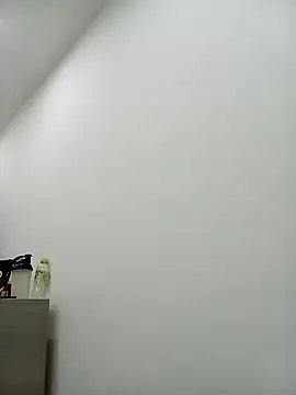 Snapshot of Caliguy36 chatting on November 13, 2:32 am Caliguy36 online show from November 13, 2:32 am