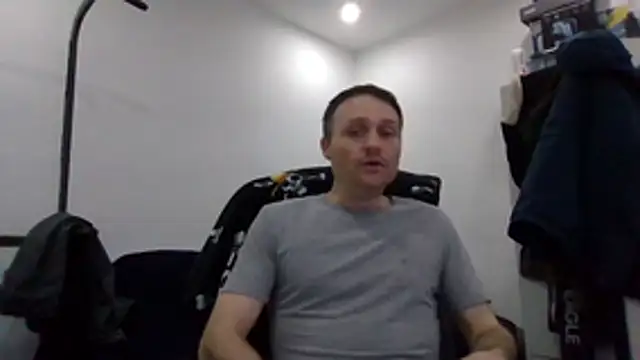 Caliguy36 online show from April 3, 3:48 am