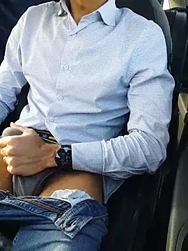 panco pillo online show from November 28, 1:47 pm