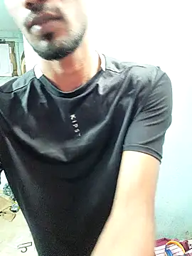 Snapshot of cutty_abi_ chatting on November 19, 3:17 am cutty abi online show from November 19, 3:17 am