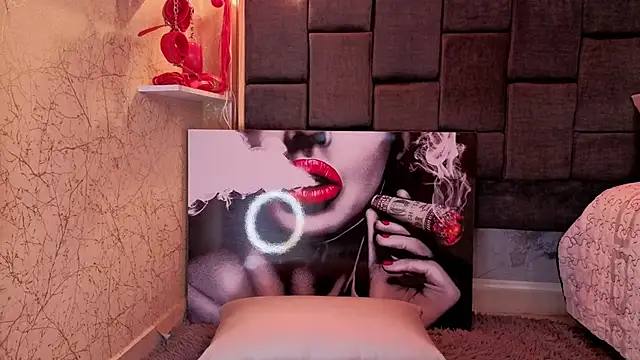 Snapshot of Im-Lola chatting on February 26, 8:30 pm Im-Lola online show from February 26, 8:30 pm