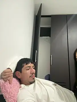 Snapshot of Harry69melon chatting on February 18, 3:57 am Harry69melon online show from February 18, 3:57 am