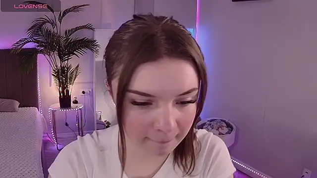 Alice Bloome online show from October 29, 9:11 am