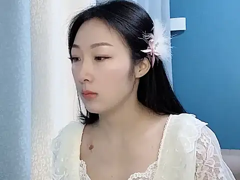 ella55-- online show from December 1, 1:10 am