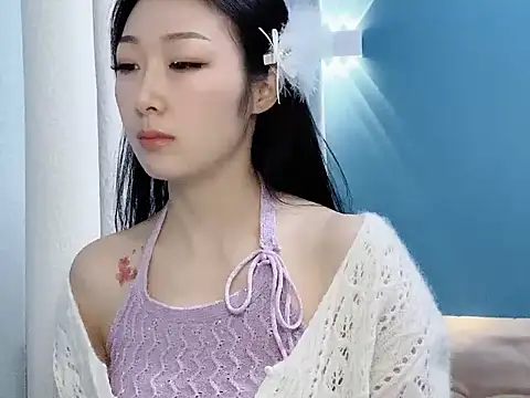 ella55-- online show from December 4, 1:04 am