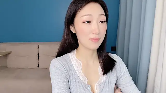 ella55-- online show from April 14, 1:11 am