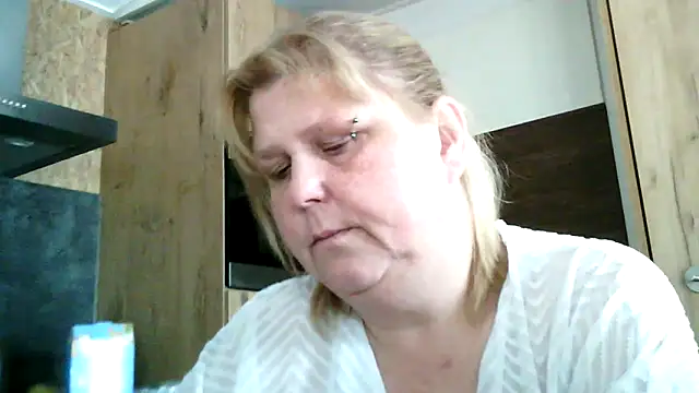 Sylviastar46 online show from March 23, 9:02 am