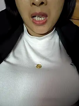 Agine222 online show from November 3, 1:29 am