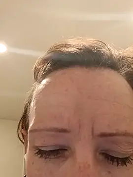 Karebearz1 online show from April 4, 11:51 am