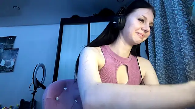 Snapshot of AnGallo chatting on December 21, 9:00 pm AnGallo online show from December 21, 9:00 pm